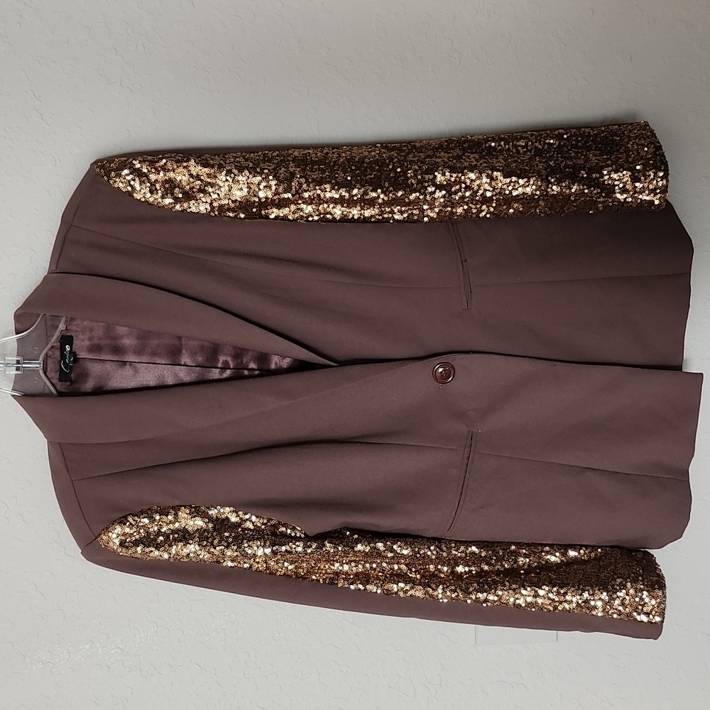 Womens brown and gold blazer